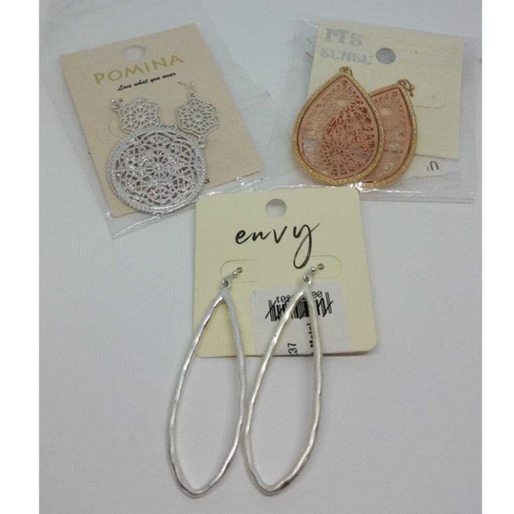 CURATED bundle 3 pairs trendy fashionista fashion earrings vartiety new nwt